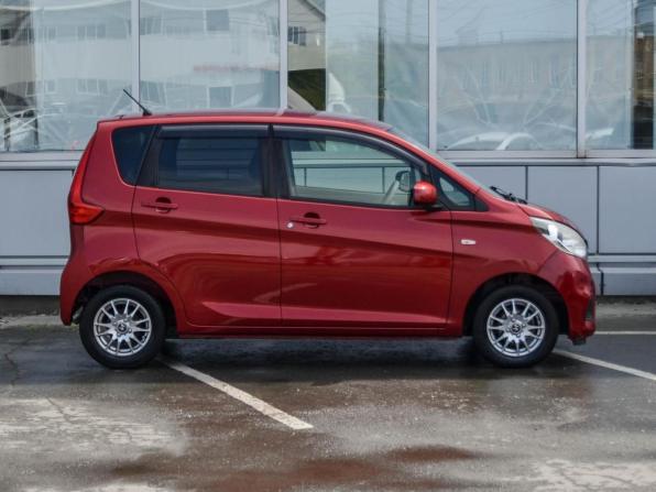 Nissan Dayz I Рестайлинг с пробегом 2017 года, цена 590 000 рублей, 76182 км, хэтчбек, Автокод Объявления