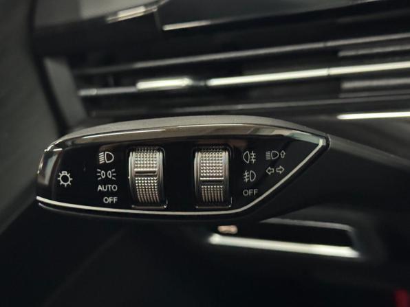 Omoda C5 I с пробегом 2024 года, цена 1 742 000 рублей, 37700 км, внедорожник, Автокод Объявления