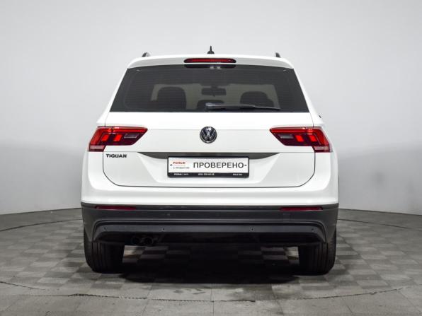 Volkswagen Tiguan II с пробегом 2018 года, цена 1 860 000 рублей, 90099 км, внедорожник, Автокод Объявления