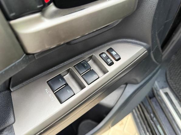 Toyota Land Cruiser 200 Series с пробегом 2011 года, цена 2 750 000 рублей, 249922 км, внедорожник, Автокод Объявления