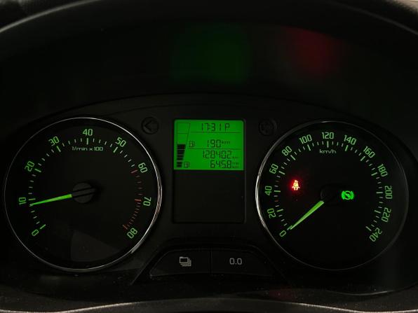 Skoda Fabia II Рестайлинг с пробегом 2014 года, цена 799 000 рублей, 128401 км, хэтчбек, Автокод Объявления