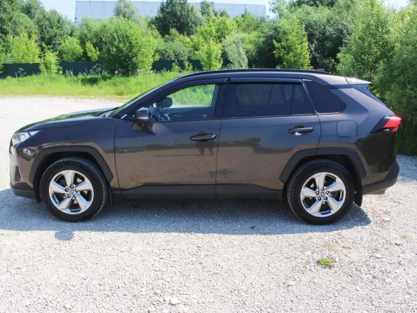 Toyota RAV4 V (XA50) с пробегом 2021 года, цена 3 035 000 рублей, 144300 км, внедорожник, Автокод Объявления