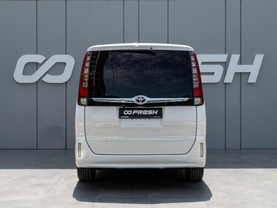 Toyota Esquire I Краснодар  - изображение 4