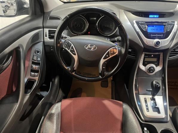 Hyundai Elantra V (MD) с пробегом 2011 года, цена 917 000 рублей, 198012 км, седан, Автокод Объявления