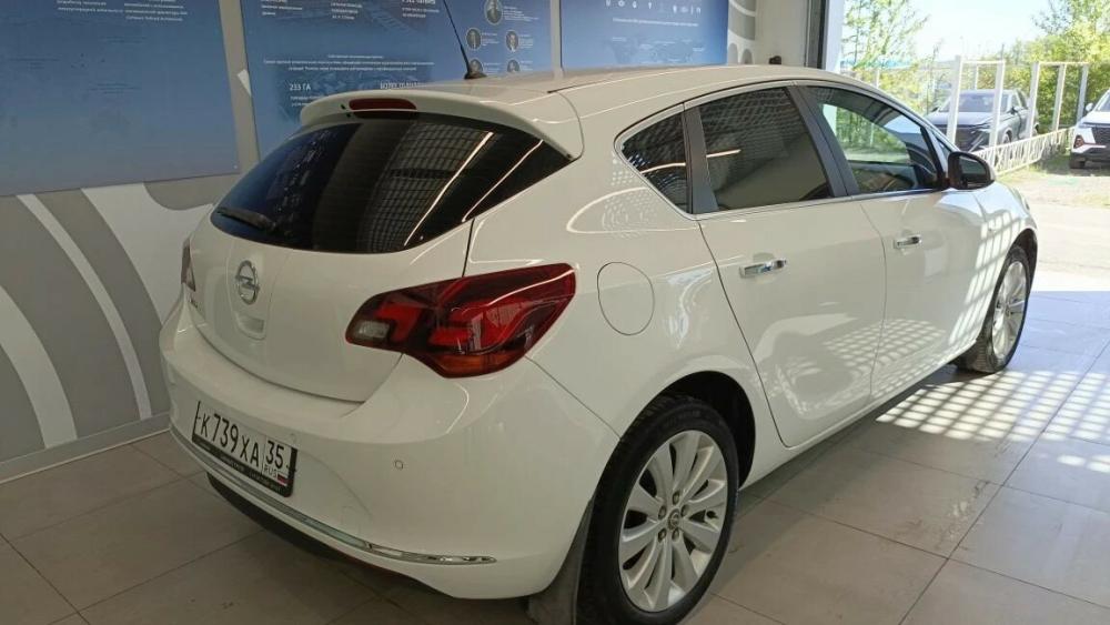 Opel Astra J Рестайлинг Вологда  - изображение 8