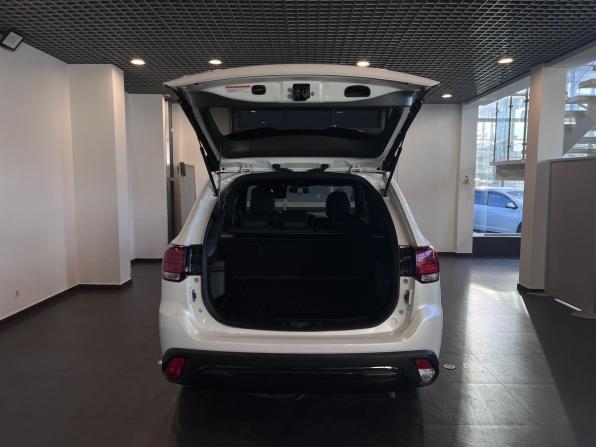 Mitsubishi Outlander III Рестайлинг 3 с пробегом 2022 года, цена 3 135 000 рублей, 31744 км, внедорожник, Автокод Объявления