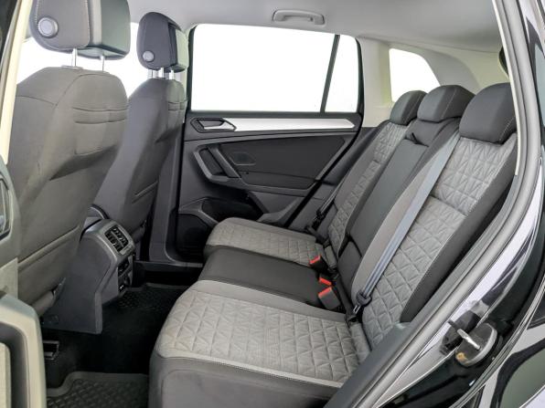 Volkswagen Tiguan II Рестайлинг с пробегом 2021 года, цена 3 150 000 рублей, 72227 км, внедорожник, Автокод Объявления