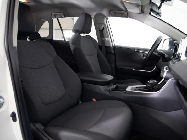 Toyota RAV4 V (XA50) с пробегом 2019 года, цена 2 399 000 рублей, 246783 км, внедорожник, Автокод Объявления
