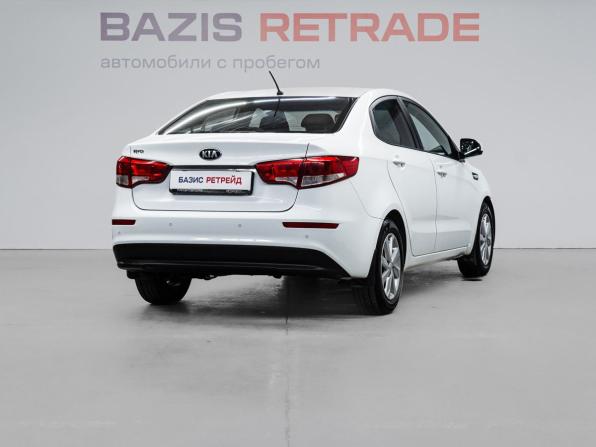 Kia Rio III Рестайлинг с пробегом 2016 года, цена 899 000 рублей, 170471 км, седан, Автокод Объявления