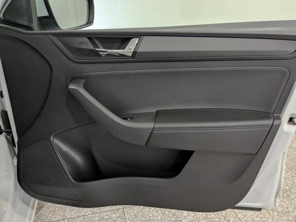 Skoda Rapid II с пробегом 2021 года, цена 1 300 000 рублей, 146194 км, лифтбек, Автокод Объявления