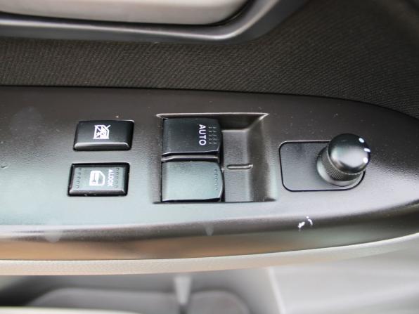 Suzuki SX4 I (Classic) Рестайлинг с пробегом 2012 года, цена 719 000 рублей, 149984 км, хэтчбек, Автокод Объявления