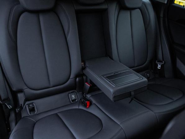 BMW X1 II (F48) Рестайлинг с пробегом 2021 года, цена 3 049 000 рублей, 21899 км, внедорожник, Автокод Объявления