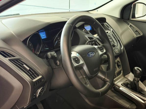 Ford Focus III с пробегом 2012 года, цена 780 000 рублей, 231969 км, хэтчбек, Автокод Объявления