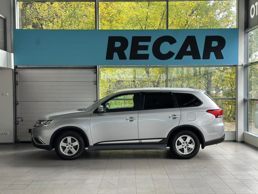 Mitsubishi Outlander III Рестайлинг 3 Санкт-Петербург  - изображение 2