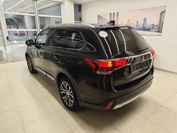 Mitsubishi Outlander III Рестайлинг 3 с пробегом 2018 года, цена 2 050 000 рублей, 127171 км, внедорожник, Автокод Объявления