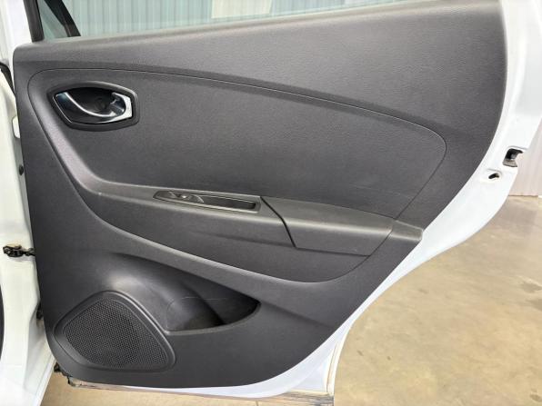 Renault Kaptur I с пробегом 2017 года, цена 1 297 000 рублей, 134323 км, внедорожник, Автокод Объявления
