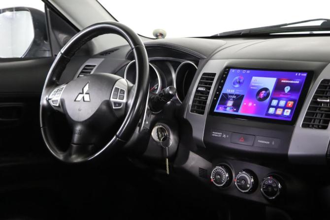 Mitsubishi Outlander II Рестайлинг с пробегом 2012 года, цена 979 990 рублей, 171950 км, внедорожник, Автокод Объявления