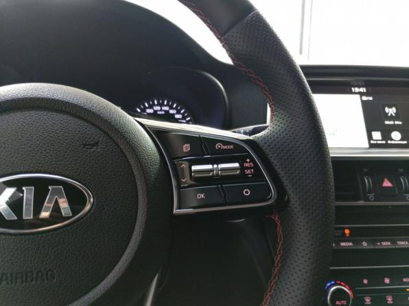 Kia Optima IV Рестайлинг с пробегом 2018 года, цена 1 880 000 рублей, 197730 км, седан, Автокод Объявления