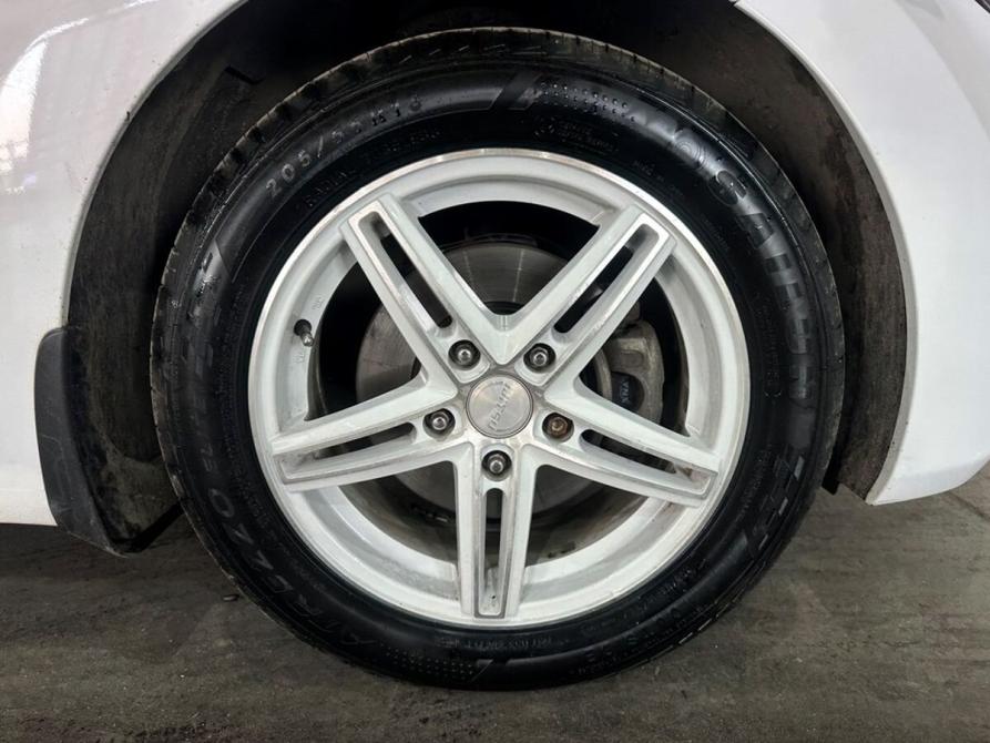 Hyundai Elantra V (MD) Рестайлинг Москва  - изображение 17