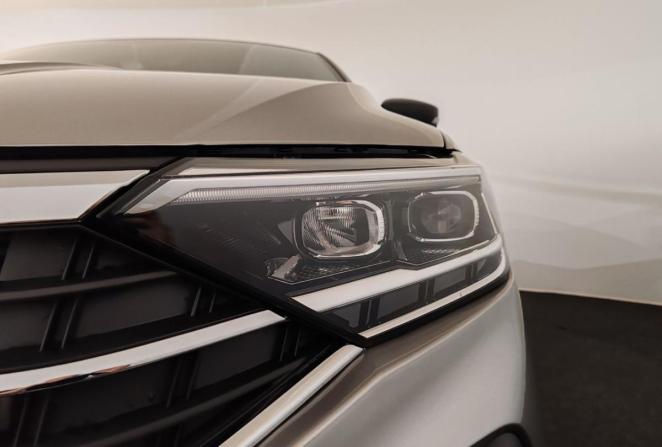 Volkswagen Polo VI с пробегом 2022 года, цена 1 999 000 рублей, 41952 км, лифтбек, Автокод Объявления
