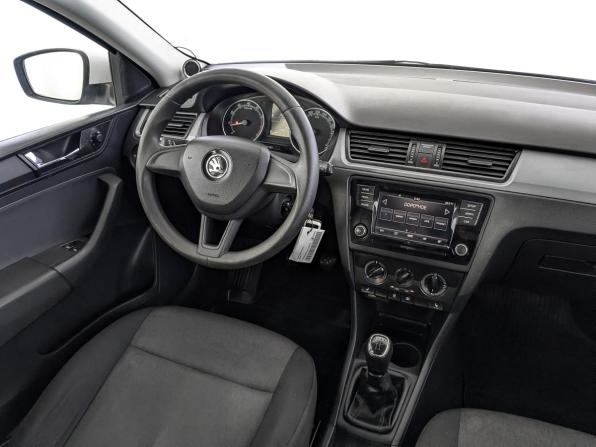 Skoda Rapid I Рестайлинг с пробегом 2018 года, цена 900 000 рублей, 178924 км, лифтбек, Автокод Объявления