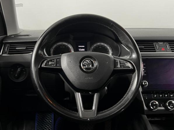Skoda Octavia III (A7) Рестайлинг с пробегом 2017 года, цена 2 098 900 рублей, 167090 км, лифтбек, Автокод Объявления