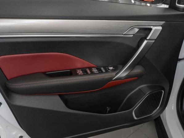 Geely Coolray I с пробегом 2023 года, цена 2 015 000 рублей, 5806 км, внедорожник, Автокод Объявления