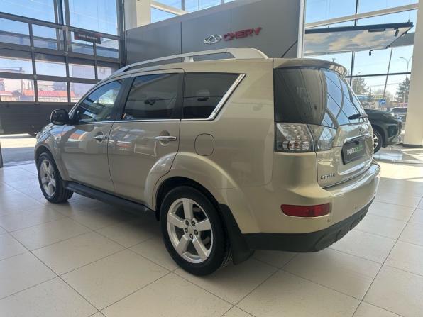 Mitsubishi Outlander II с пробегом 2008 года, цена 999 000 рублей, 181517 км, внедорожник, Автокод Объявления