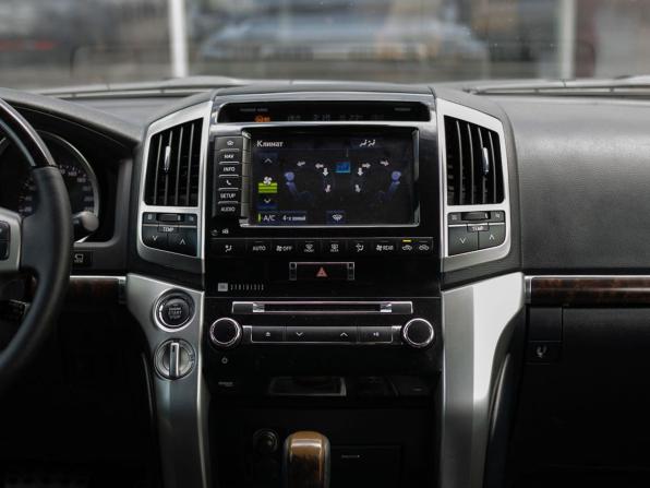 Toyota Land Cruiser 200 Series Рестайлинг 1 с пробегом 2012 года, цена 3 090 000 рублей, 160465 км, внедорожник, Автокод Объявления