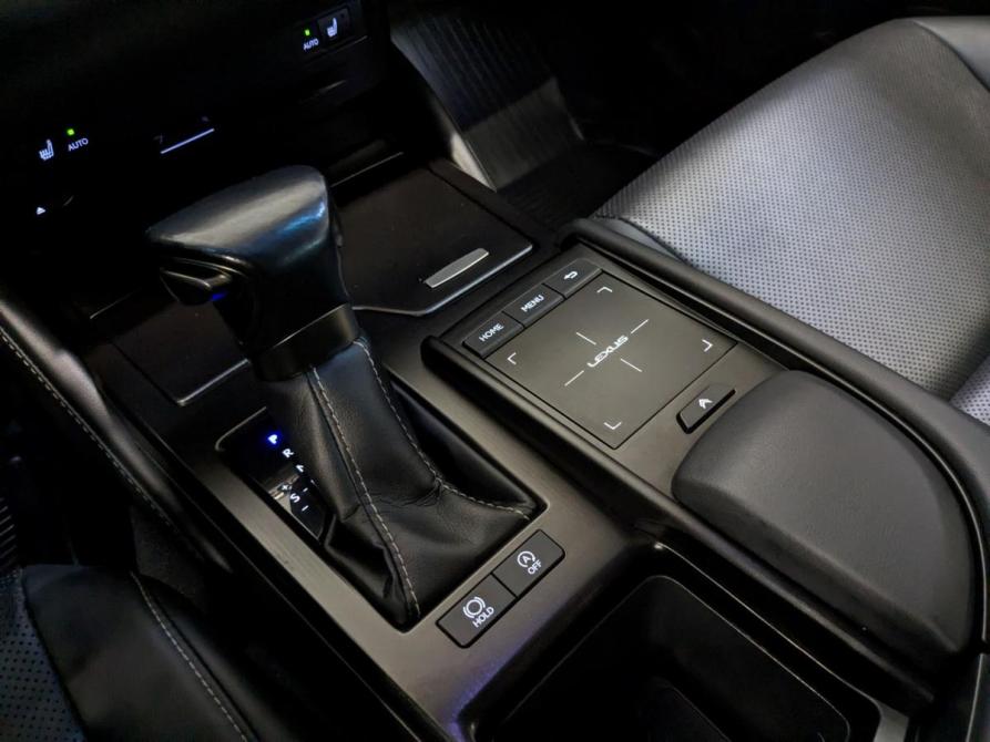Lexus ES VII Москва  - изображение 30