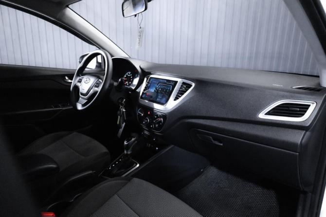 Hyundai Solaris II Рестайлинг с пробегом 2020 года, цена 1 370 000 рублей, 75609 км, седан, Автокод Объявления