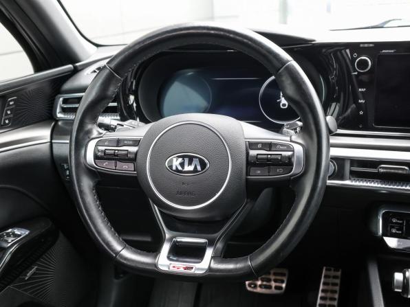 Kia K5 III с пробегом 2021 года, цена 2 550 000 рублей, 89600 км, седан, Автокод Объявления