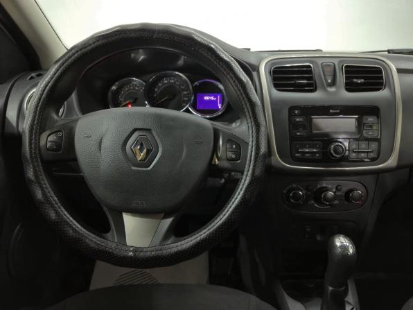 Renault Sandero II с пробегом 2018 года, цена 1 080 000 рублей, 120437 км, хэтчбек, Автокод Объявления