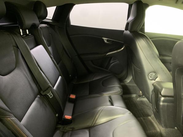 Volvo V40 Cross Country I с пробегом 2014 года, цена 1 190 000 рублей, 190238 км, хэтчбек, Автокод Объявления