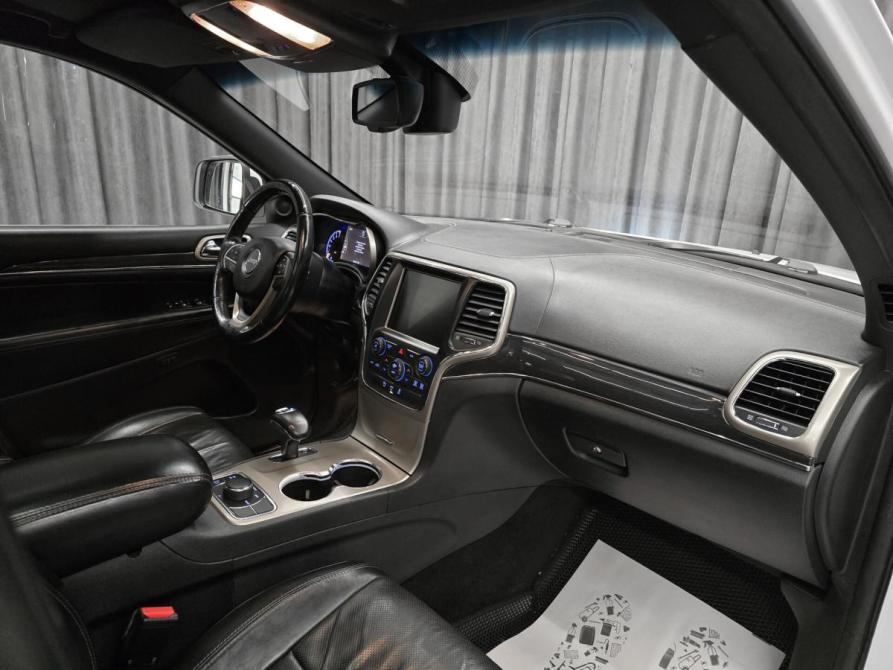 Jeep Grand Cherokee IV (WK2) Рестайлинг Красноярск  - изображение 16