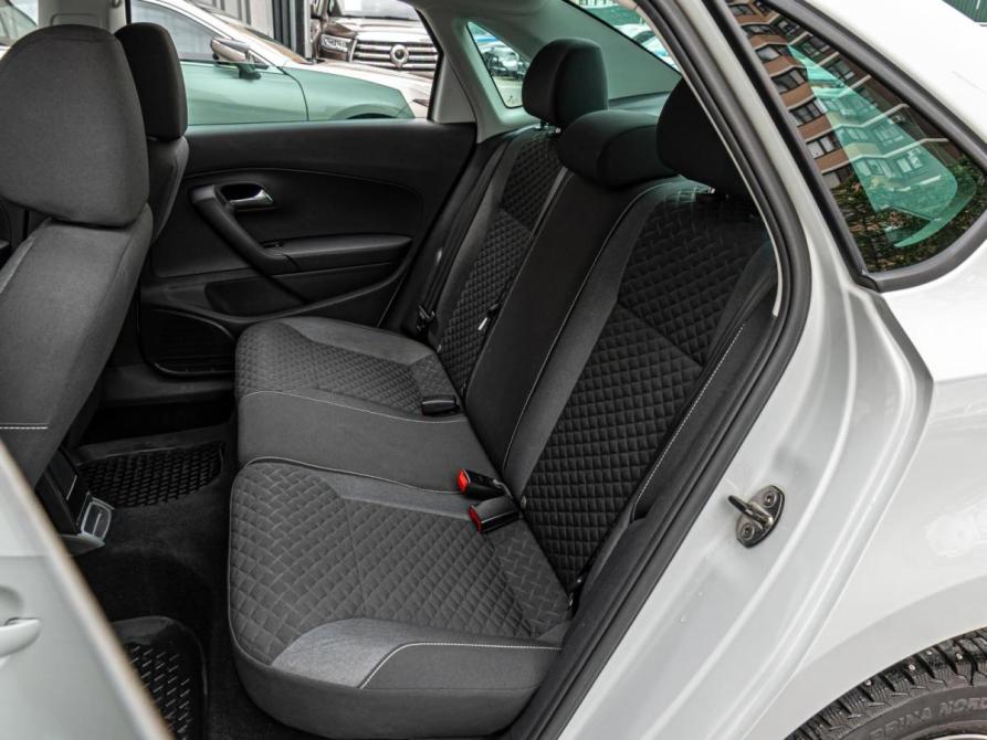 Volkswagen Polo V Рестайлинг Краснодар  - изображение 9