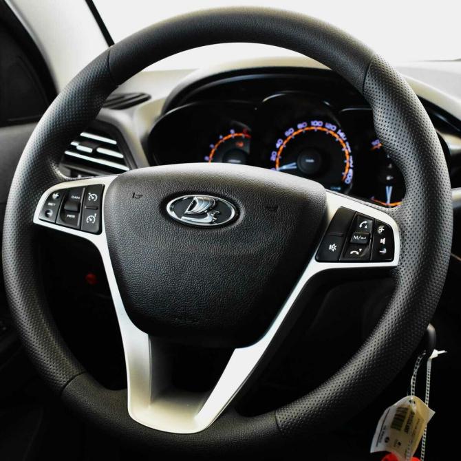 Lada (ВАЗ) Vesta I Москва  - изображение 9
