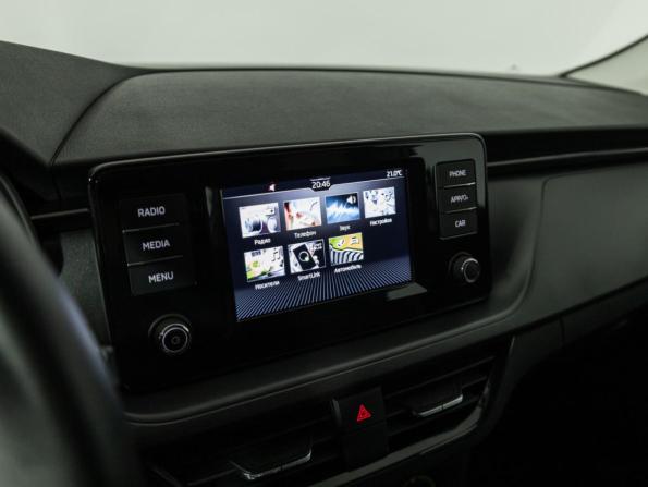 Skoda Rapid II с пробегом 2021 года, цена 1 790 700 рублей, 35229 км, лифтбек, Автокод Объявления