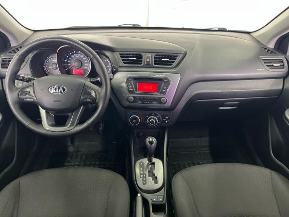 Kia Rio III Рестайлинг с пробегом 2015 года, цена 929 000 рублей, 131300 км, седан, Автокод Объявления