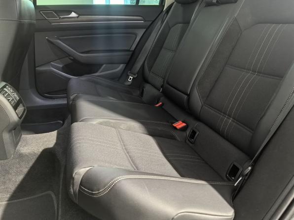 Volkswagen Passat B8 с пробегом 2018 года, цена 2 949 900 рублей, 113992 км, универсал, Автокод Объявления