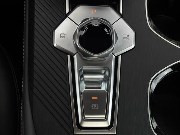 Changan UNI-K с пробегом 2023 года, цена 2 670 000 рублей, 41234 км, внедорожник, Автокод Объявления