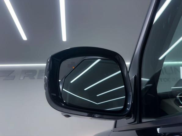 Land Rover Discovery IV Рестайлинг с пробегом 2015 года, цена 3 800 000 рублей, 110000 км, внедорожник, Автокод Объявления