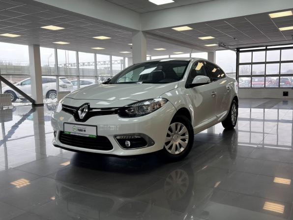 Renault Fluence I Рестайлинг с пробегом 2015 года, цена 895 000 рублей, 181368 км, седан, Автокод Объявления