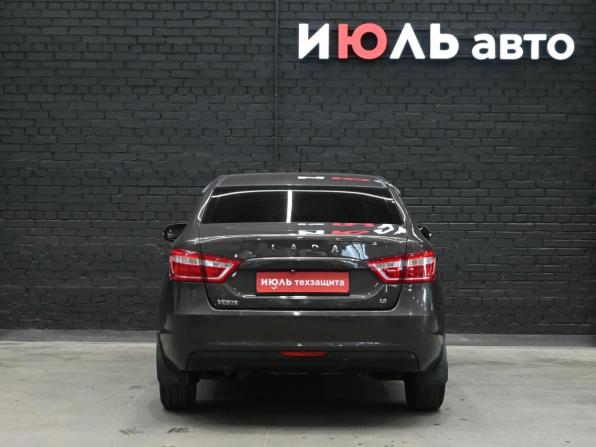 Lada (ВАЗ) Vesta I с пробегом 2018 года, цена 900 000 рублей, 195524 км, седан, Автокод Объявления