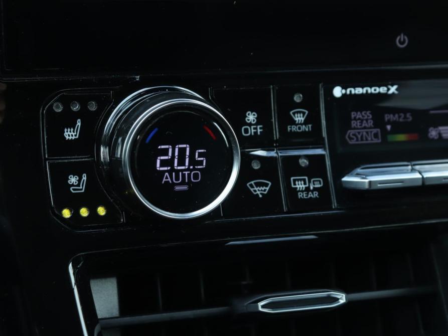 Toyota Highlander IV (XU70) Москва  - изображение 19