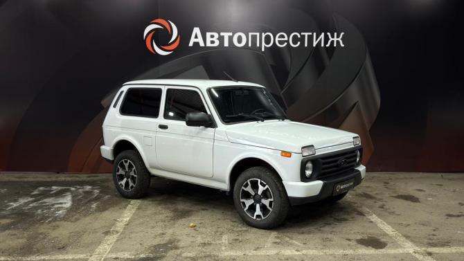 Lada (ВАЗ) Niva Legend с пробегом 2024 года, цена 845 000 рублей, 27057 км, внедорожник, Автокод Объявления
