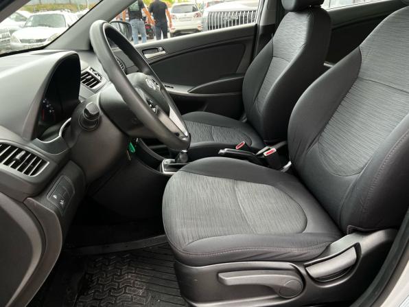 Hyundai Solaris I Рестайлинг с пробегом 2016 года, цена 1 187 000 рублей, 96583 км, седан, Автокод Объявления