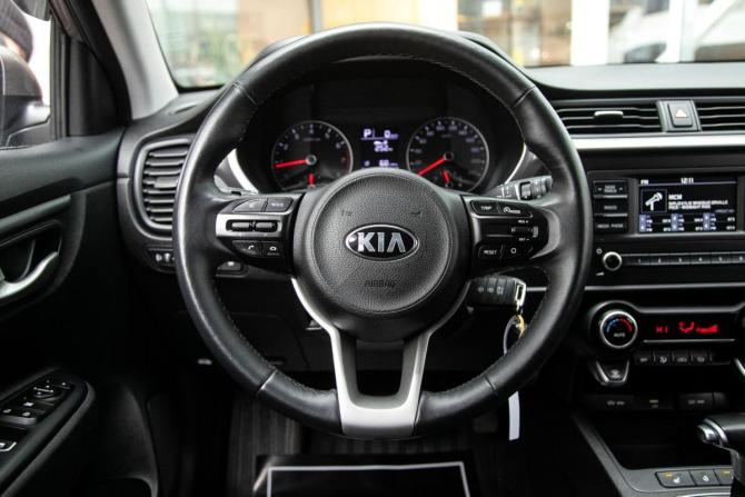 Kia Rio IV Рестайлинг с пробегом 2021 года, цена 1 598 000 рублей, 62000 км, хэтчбек, Автокод Объявления