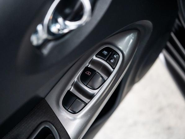 Nissan Juke I с пробегом 2012 года, цена 1 038 000 рублей, 146243 км, внедорожник, Автокод Объявления