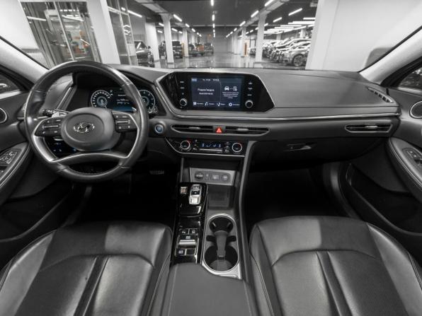 Hyundai Sonata VIII (DN8) с пробегом 2022 года, цена 3 060 000 рублей, 61598 км, седан, Автокод Объявления